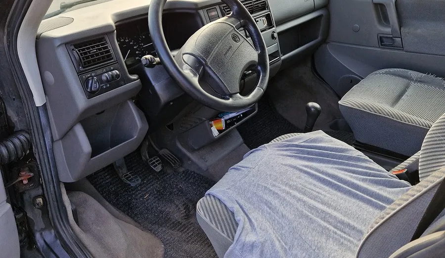 VOLKSWAGEN Transporter -