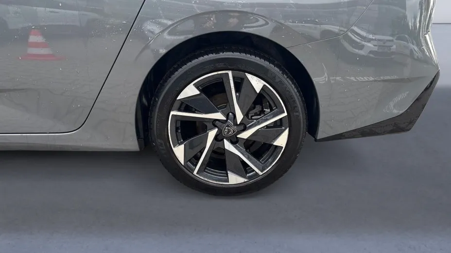 PEUGEOT 308 308 1.2 PureTech Allure S&S EAT8