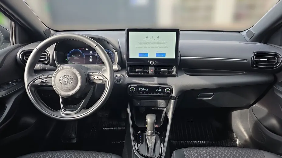 TOYOTA Yaris Yaris Hybrid 1.5 Executive