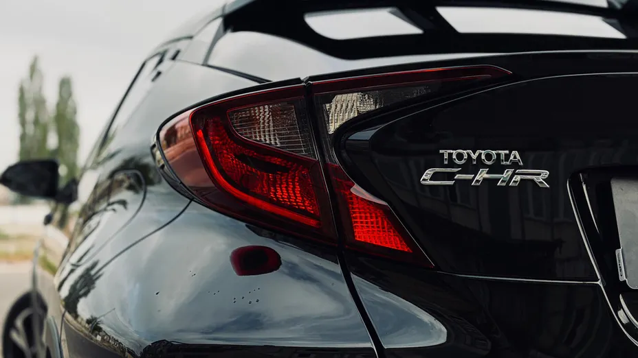 TOYOTA C-HR C-HR 2.0 Hybrid Style