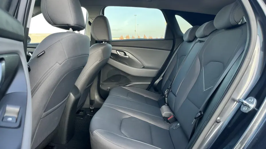 HYUNDAI i30 i30 1.5 T-GDI 48V Smart DCT