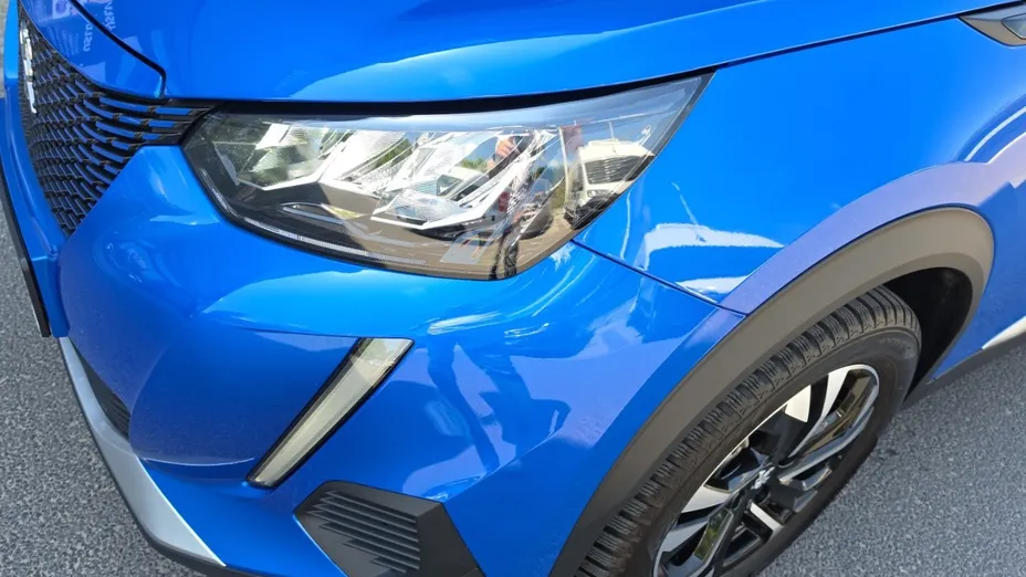 PEUGEOT 2008 e-2008 Allure