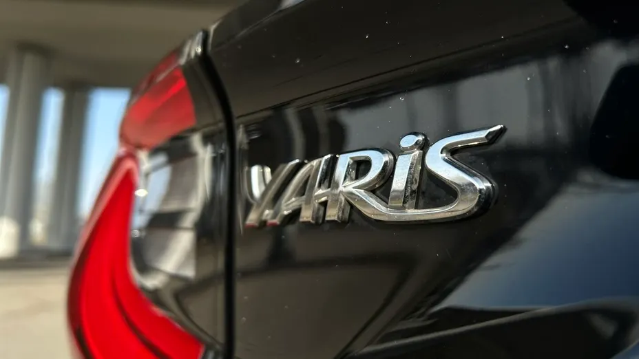 TOYOTA Yaris Yaris Hybrid 1.5 Executive