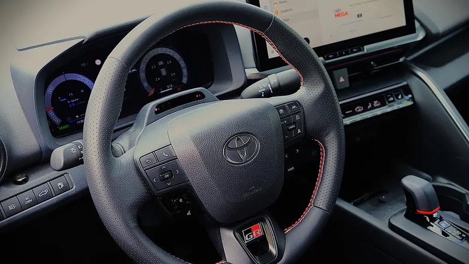 TOYOTA C-HR C-HR 2.0 PHEV Dynamic Force GR Sport