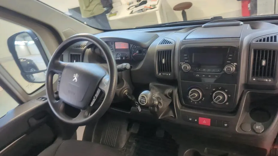 PEUGEOT Boxer Boxer 333 BlueHDi L3H2