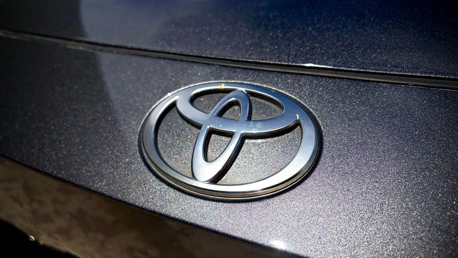 TOYOTA C-HR C-HR 1.8 Hybrid Executive
