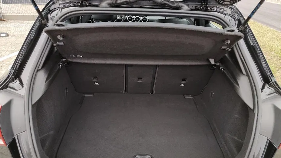 MERCEDES-BENZ A Klasa A 200 d Progressive 8G-DCT