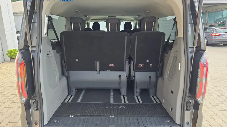 FORD Tourneo Custom Tourneo Custom 2.5 PHEV CVT 340 L2 Titanium