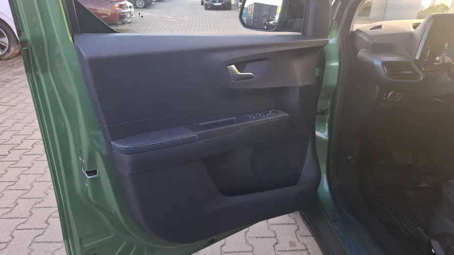 FORD Tourneo Courier Tourneo Courier 1.0 EcoBoost Active aut