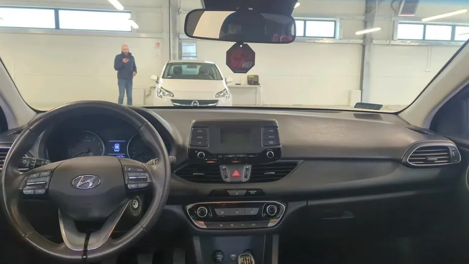 HYUNDAI i30 i30 1.5 DPI Classic +