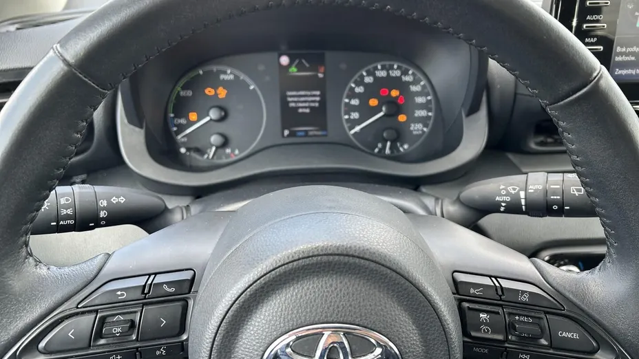 TOYOTA Yaris Yaris Hybrid 1.5 Comfort