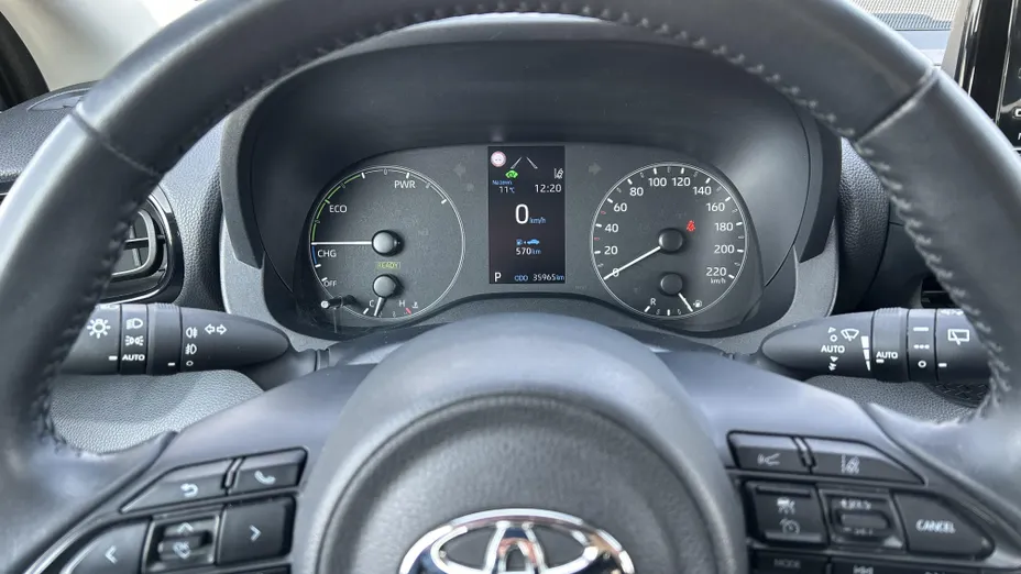 TOYOTA Yaris Yaris Hybrid 1.5 Comfort