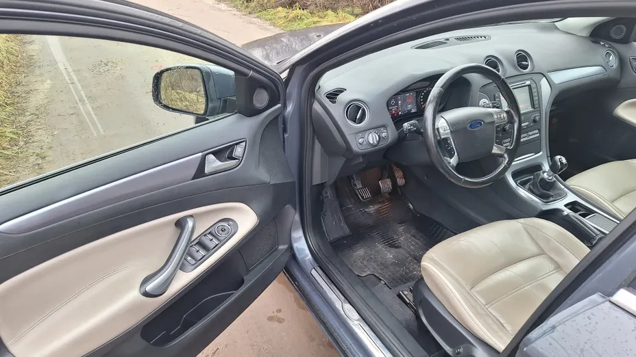 FORD Mondeo Mondeo 2.0 Titanium