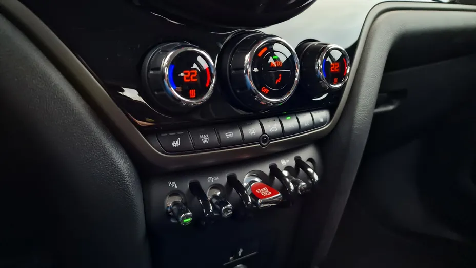 MINI [BMW] Countryman Cooper ALL4 aut