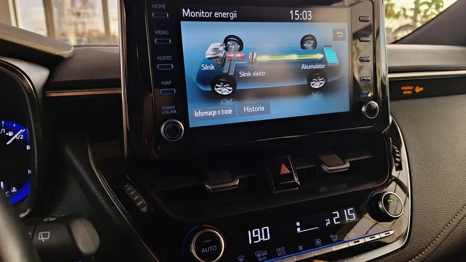 TOYOTA Corolla Corolla 2.0 Hybrid Comfort