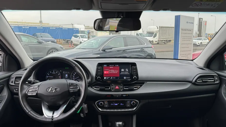 HYUNDAI i30 i30 1.0 T-GDI Smart DCT