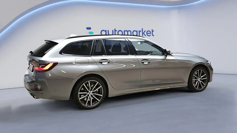 BMW Seria 3 330i xDrive aut