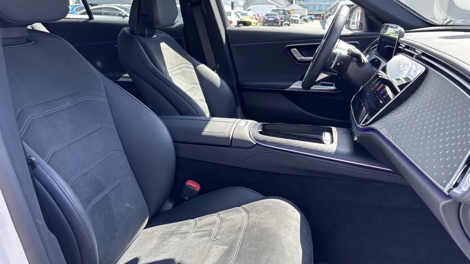 MERCEDES-BENZ E Klasa E 220 d mHEV 4-Matic AMG 9G-Tronic