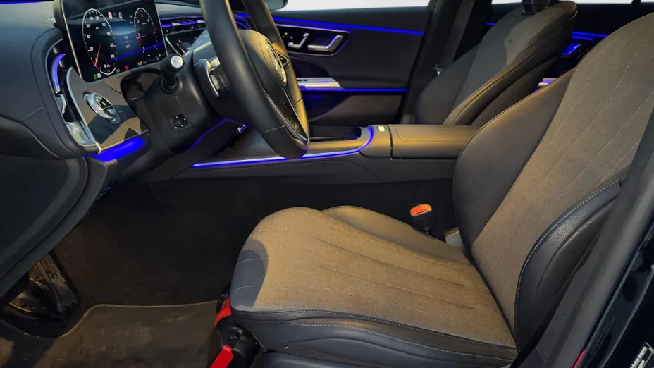 MERCEDES-BENZ E Klasa E 220 d mHEV 4-Matic Avantgarde 9G-Tronic