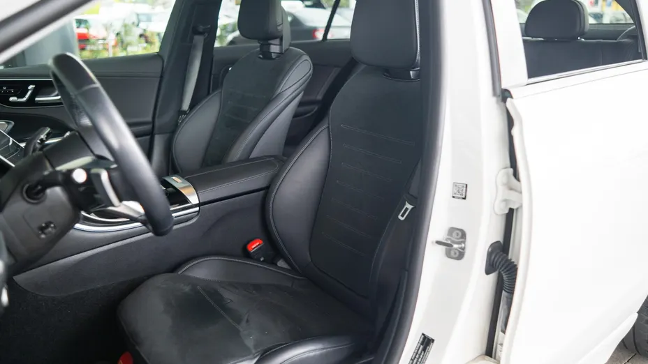 MERCEDES-BENZ C Klasa C 200 mHEV 4-Matic AMG