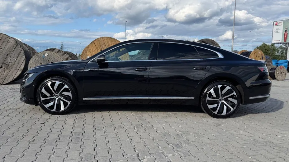 VOLKSWAGEN Arteon -