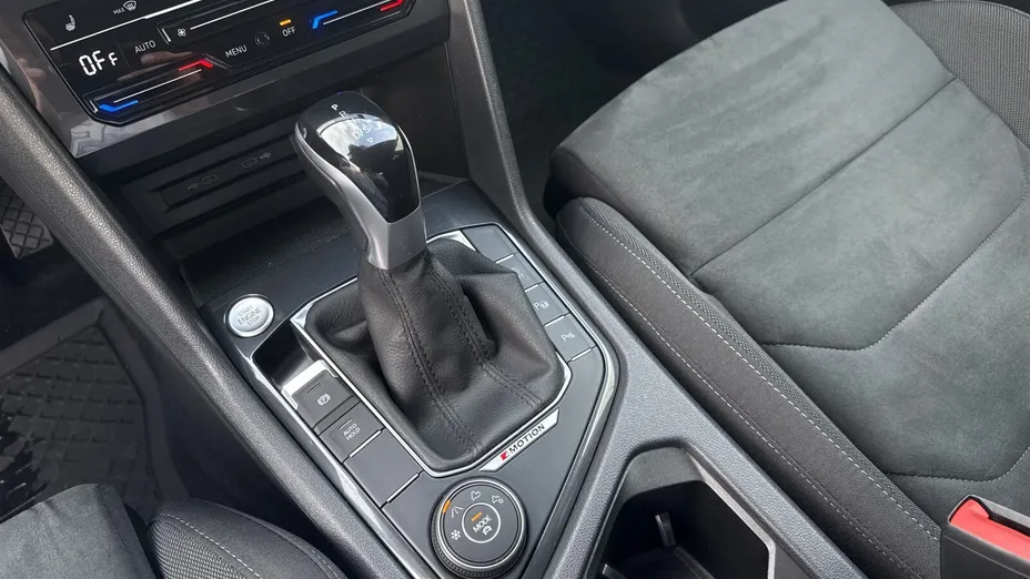 VOLKSWAGEN Tiguan Allspace -