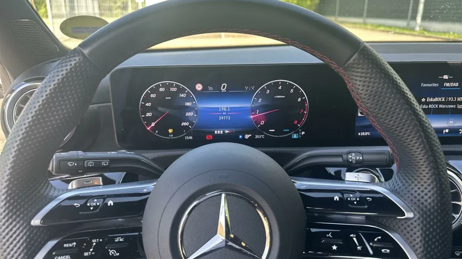 MERCEDES-BENZ A Klasa A 200 AMG Line 7G-DCT