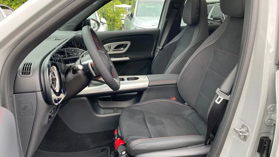 MERCEDES-BENZ GLB GLB 220 mHEV 4-Matic 8G-eDCT