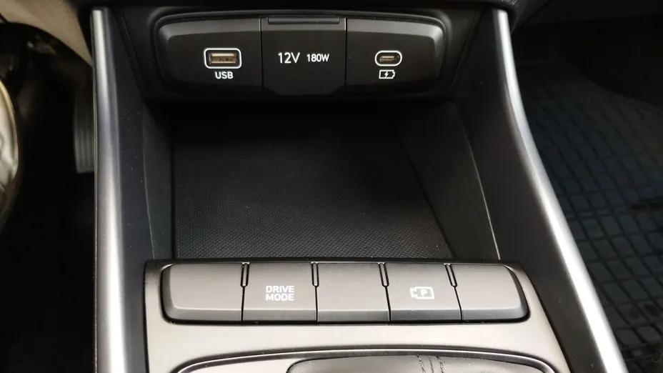 HYUNDAI i20 i20 1.0 T-GDi Modern DCT