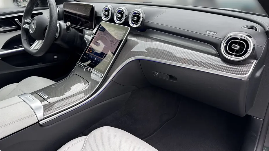 MERCEDES-BENZ C Klasa C 220 d mHEV 4-Matic AMG