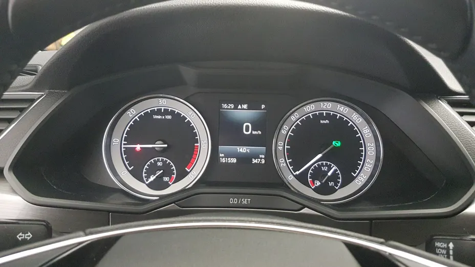 SKODA Superb Superb 2.0 TDI SCR Style DSG