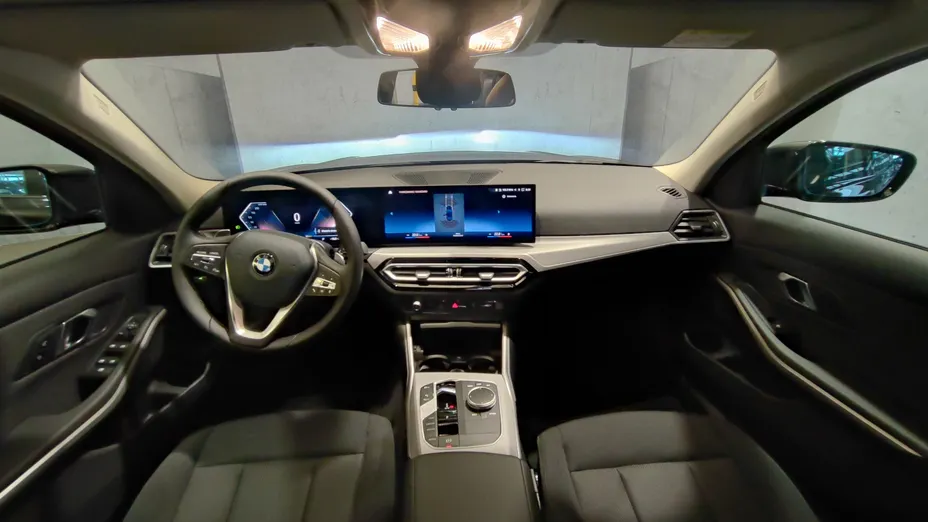 BMW Seria 3 318i aut Nowy