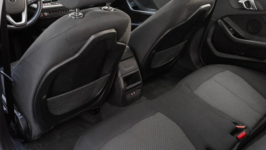 BMW Seria 1 118i Advantage aut