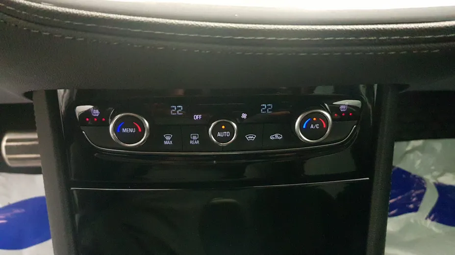 OPEL Grandland X Grandland X 1.6 T Ultimate S&S aut