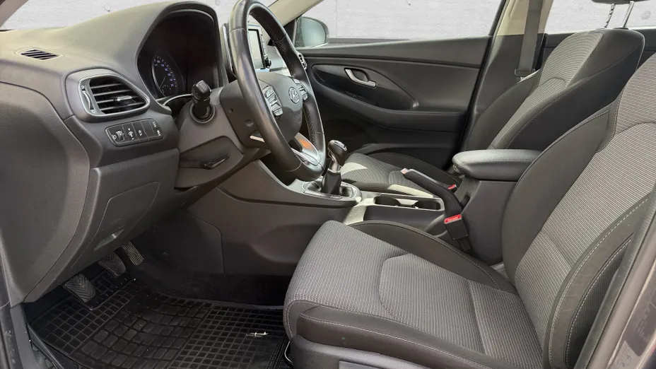 HYUNDAI i30 i30 1.0 T-GDI Modern