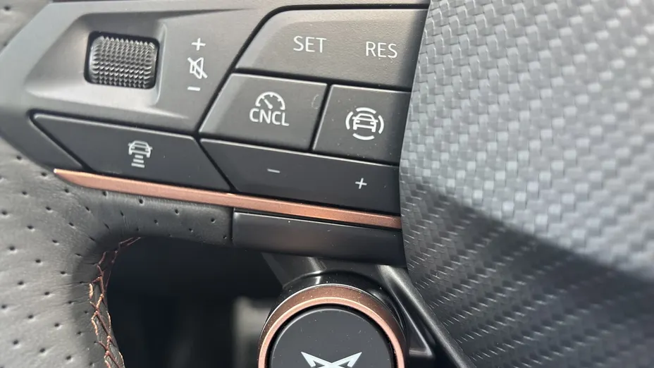 CUPRA Leon Leon 2.0 TSI 4Drive DSG Nowy