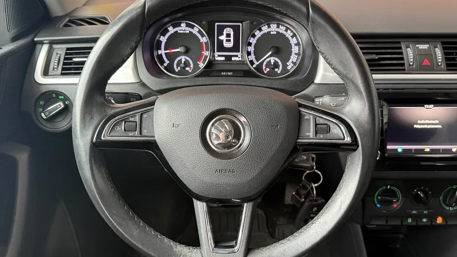 SKODA Rapid Rapid 1.0 TSI Ambition