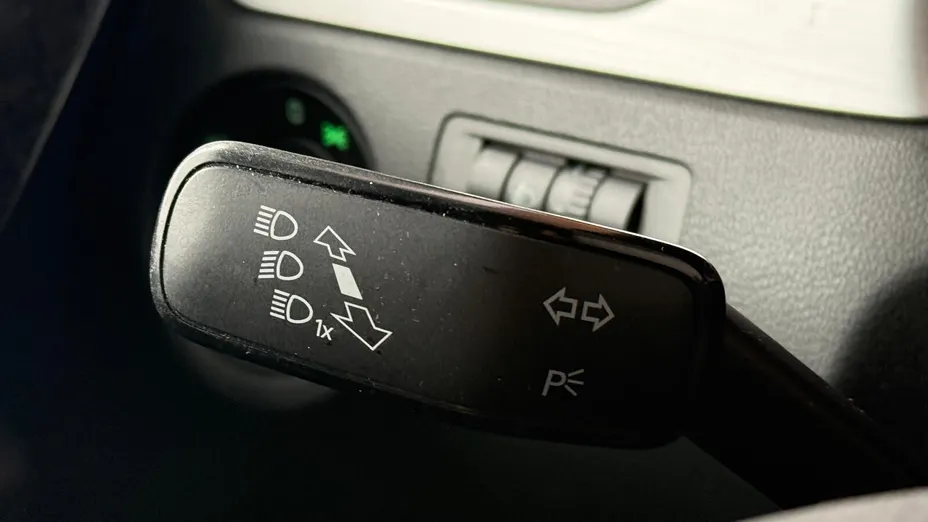 SKODA Rapid Rapid 1.0 TSI Ambition