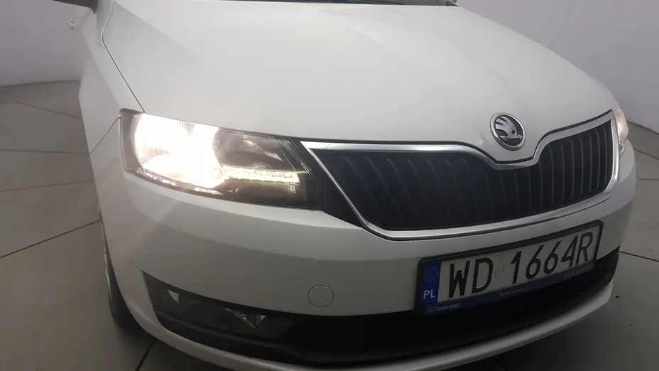 SKODA Rapid Rapid 1.0 TSI Ambition