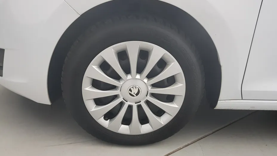 SKODA Rapid Rapid 1.0 TSI Ambition