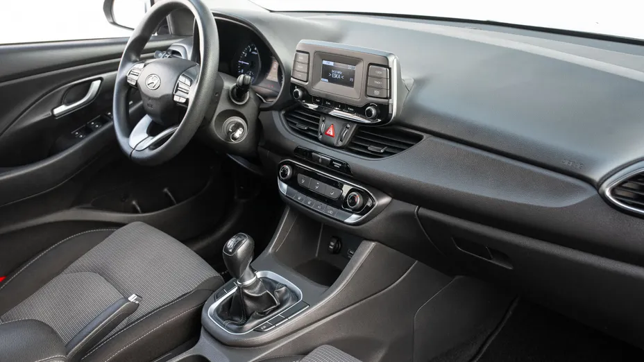 HYUNDAI i30 i30 1.4 Classic +