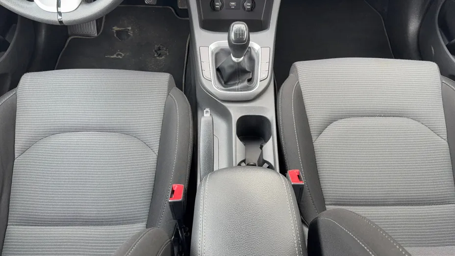 HYUNDAI i30 i30 1.4 Classic +