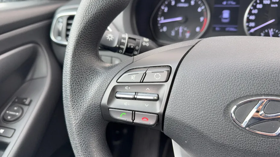 HYUNDAI i30 i30 1.4 Classic +