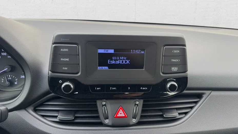 HYUNDAI i30 i30 1.4 Classic +