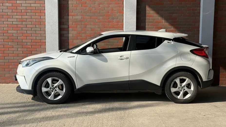 TOYOTA C-HR C-HR 1.8 Hybrid Premium