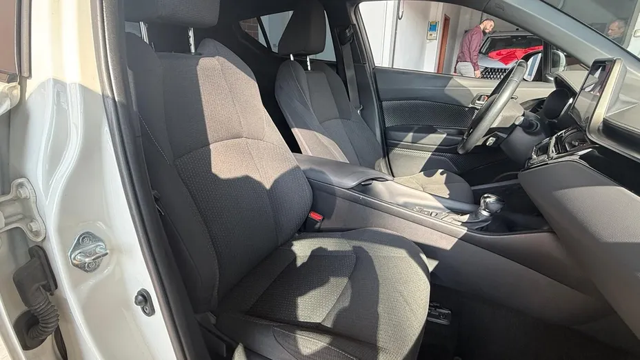 TOYOTA C-HR C-HR 1.8 Hybrid Premium