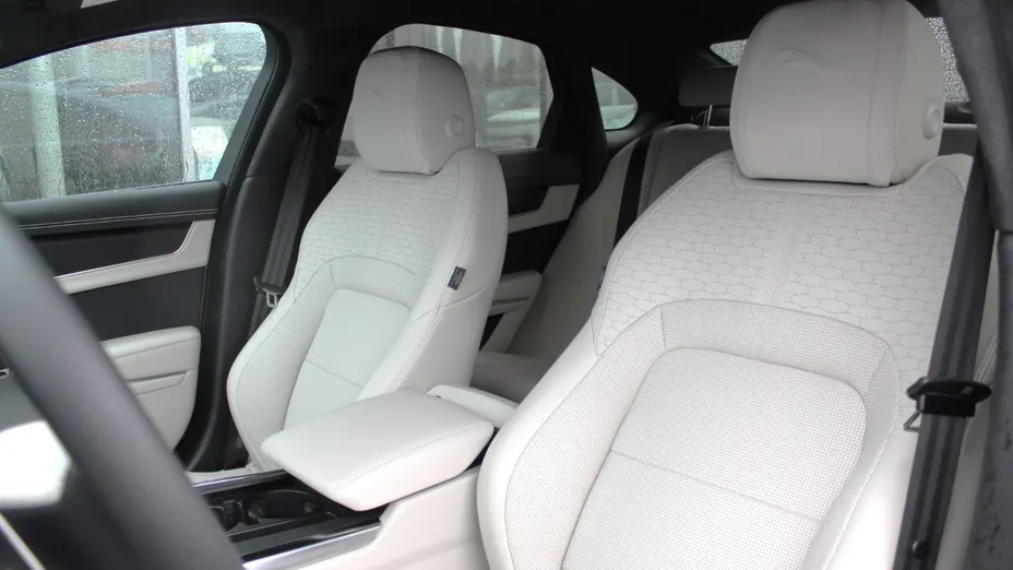 JAGUAR XF XF 2.0 D200 mHEV R-Dynamic HSE