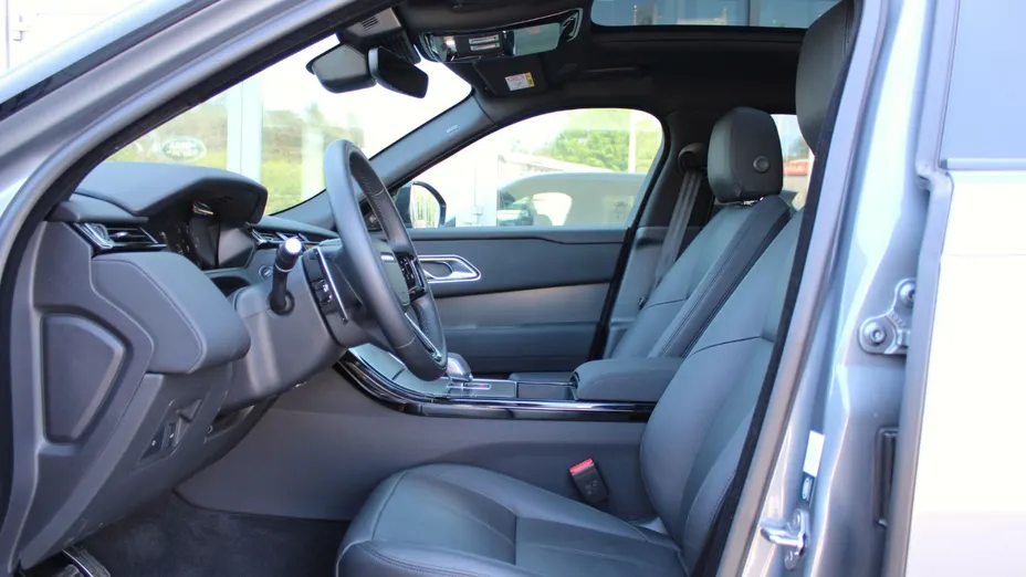 LAND ROVER Range Rover Velar Velar 2.0 D200 mHEV R-Dynamic SE