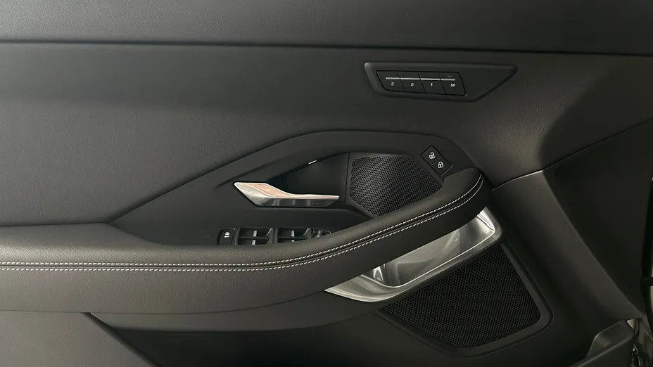 JAGUAR E-Pace E-Pace 2.0 D200 mHEV AWD R-Dynamic Black