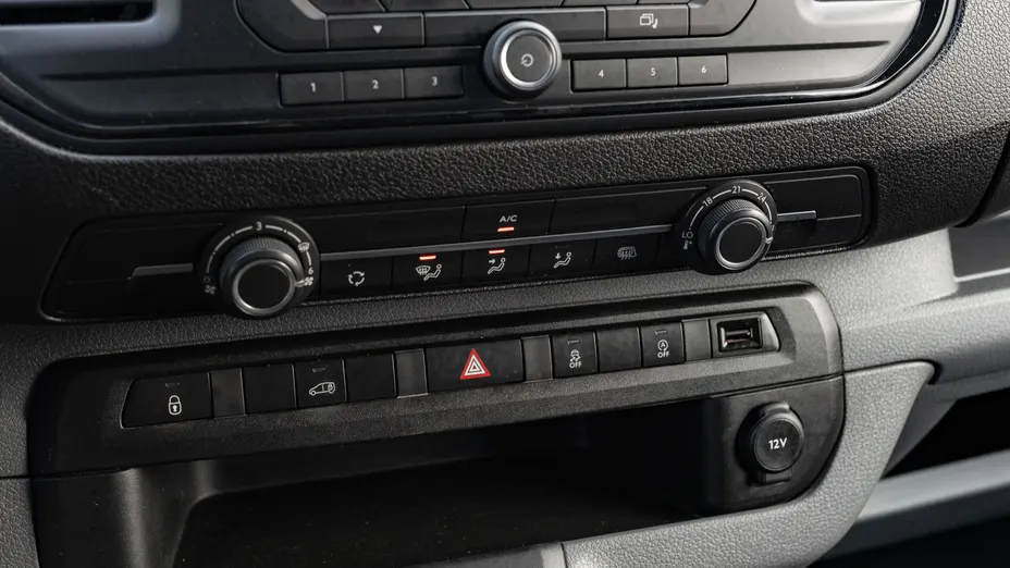 TOYOTA Proace Proace 2.0 D-4D Long 3,1t Active